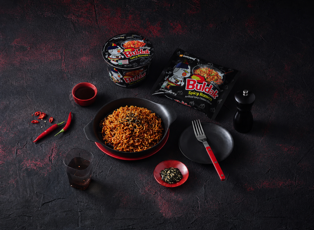 Локшина швидкого приготування бульдак зі смаком курки Samyang Buldak Hot Chicken Flavor 140 г